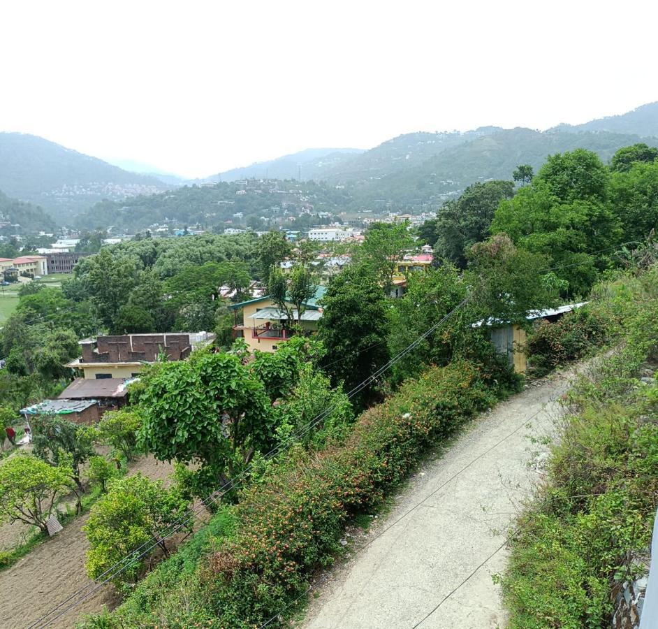 Herb Club Homestay Бхимтал Экстерьер фото